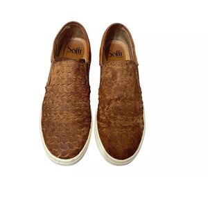 Sofft Women's Tan Real Leather Textured Slip on Loafers size 8.5